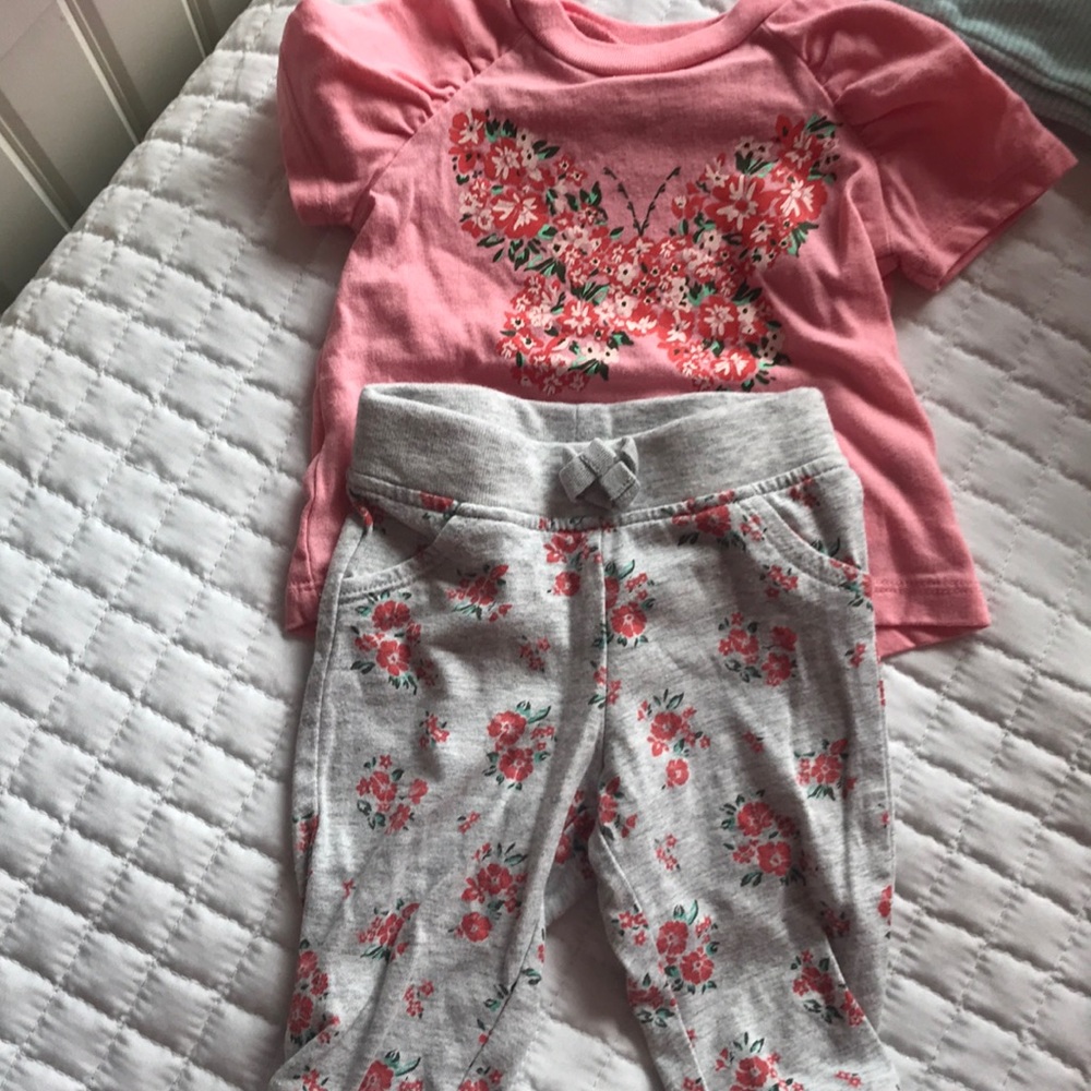 Baby clothes - Picture 2 of 3
